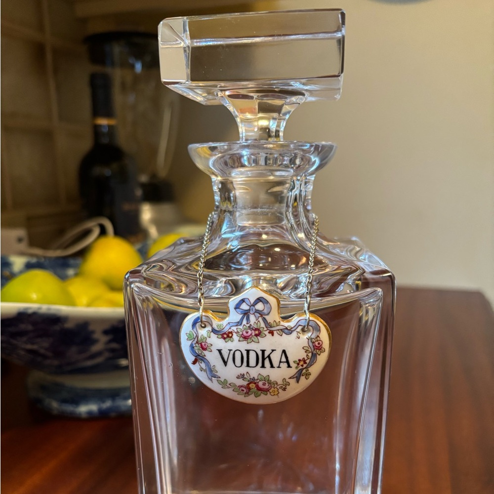 Crown Staffordshire Decanter Tag